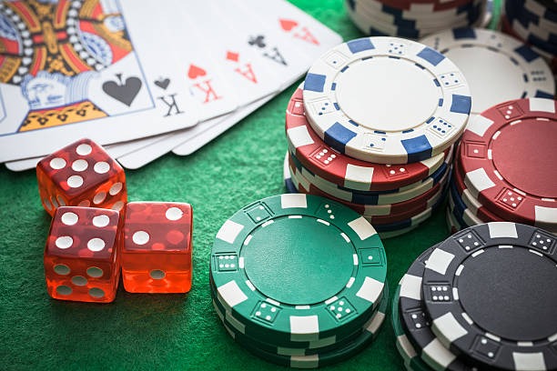 initoto88 game categories including sportsbook, live dealer, and slots